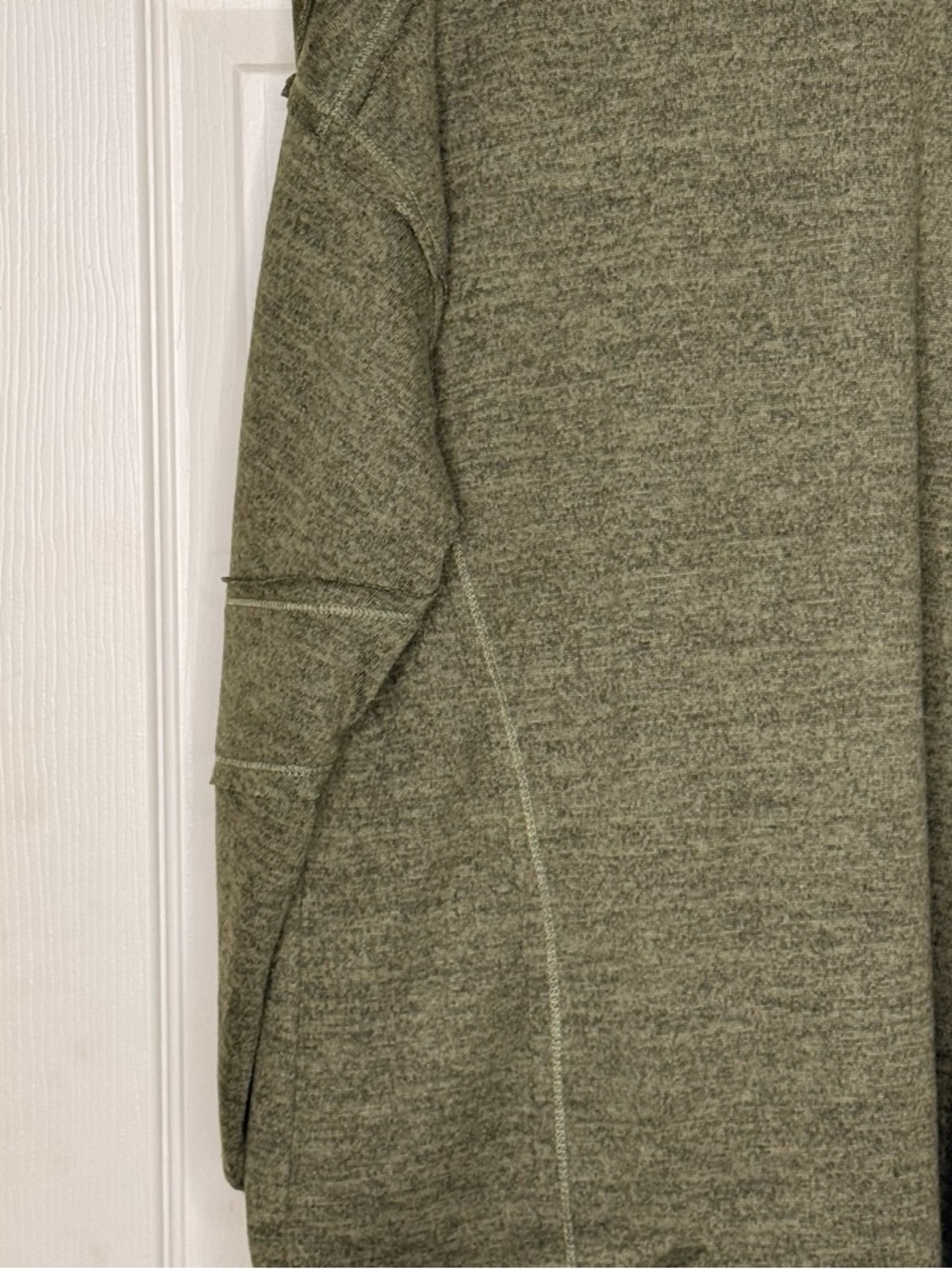 Andrée by Unit Olive Green Lightweight Knit Pullover Sweater Sz S M L XL NWT - Picture 4 of 10